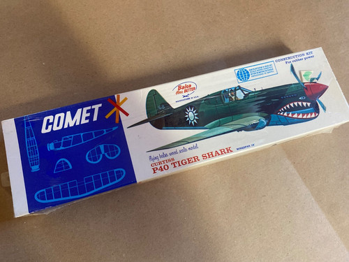 Comet models curtiss p40 - models,