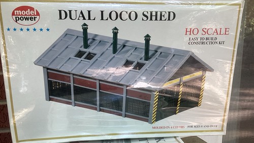 Model power dual loco - power,